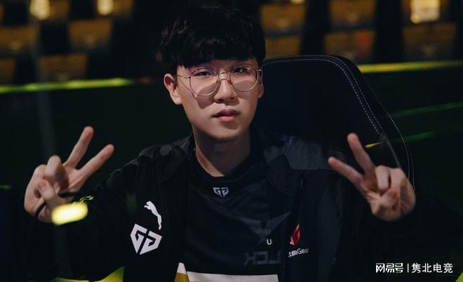 外的广泛影 外的广泛影